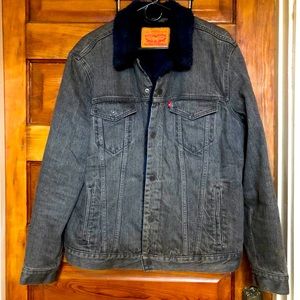 Men’s LEVI’S shearling jean jacket
